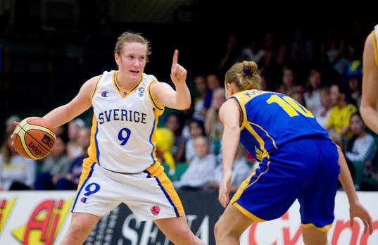Elin Eldebrink, Sverige utmanar Maryna Khabariva, Ukraina