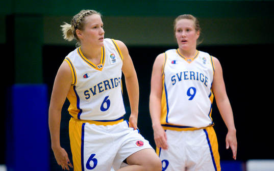 Frida och Elin Eldebrink, Sverige
