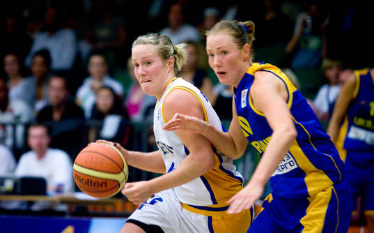 Frida Eldebrink, Sverige och Maryna Khabarova, Ukraina