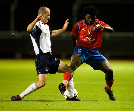 Razak Omotoyossi och Gray Steven