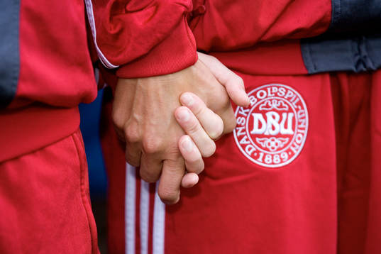 Hand i hand