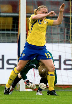 Frida Östberg, Sverige
