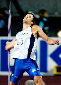 Tero Pitkämäki, Finland tar guld