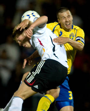 Mattias Bjärsmyr, Sverige och Rouwen Hennings, Tyskland