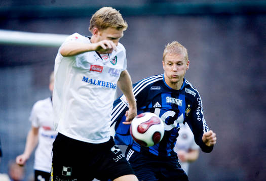 Aki Riihilahti, Djurgården, jagar boll