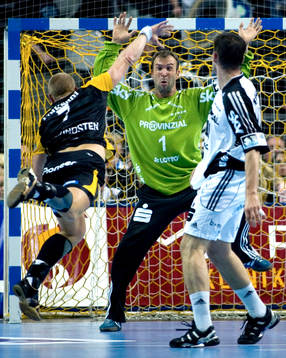 Thierry Omeyer, Kiels målvakt