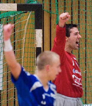 Jesper Larsson, målvakt, H43, jubel