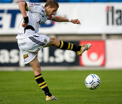 Skott, Kenny Pavey, AIK