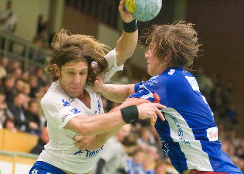 Närkamp, Tomas Axnér