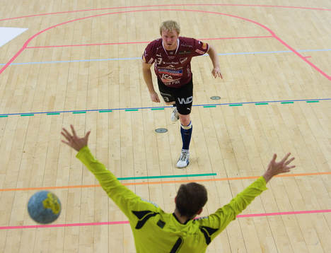 Straff, Niklas Gudmundsson mot Christoffer Hernius
