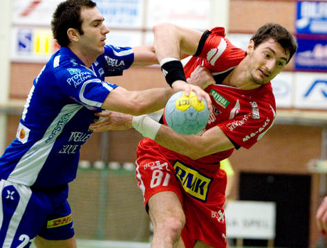 Milos Pesic, Helsingborg stoppas av Mirko Stojanovic,