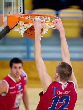 Dunk. Genre
