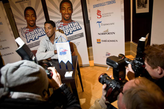 Basket, Scottie Pippen, Sundsvall Dragons