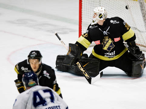 Johan Eneqvist, Leksand, gör 0-1 på Jimmy Danielsson,