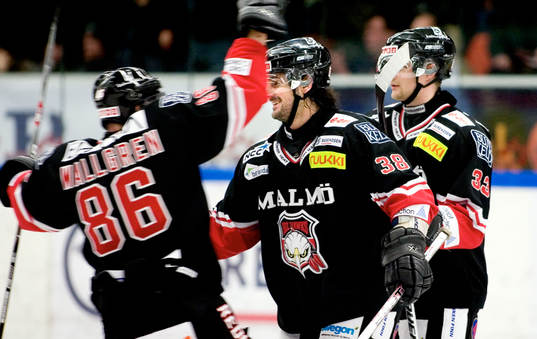 Jubel, Frank Banham, Malmö gör 2-1
