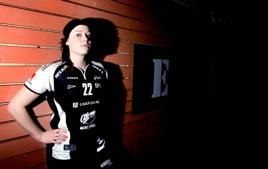 Victoria Wikström, Iksu