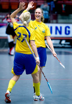 Ina Rhöös, Malin Dalbjer, Sverige, jubel