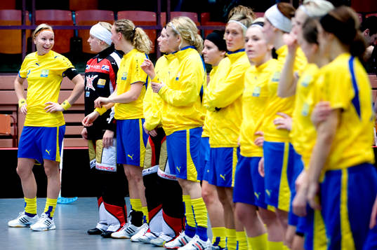 Karolina Widar och resten av Sverige på rad