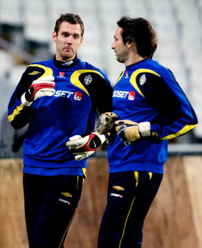 Andreas Isaksson och Rami Shaaban,  målvakt