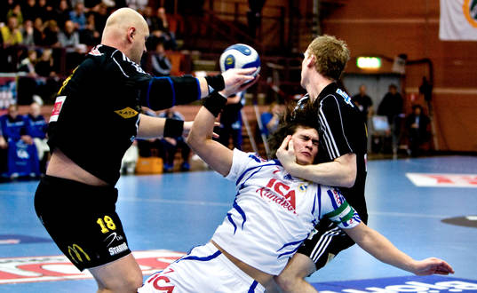 Lars Bernhardsson, Redbergslid tas hårt