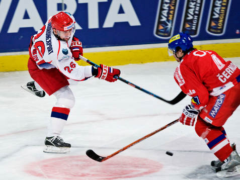 Dimitry Afanasenkov, Ryssland, skjuter ett skott förbi