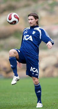 Jonathan Berg kickar loss