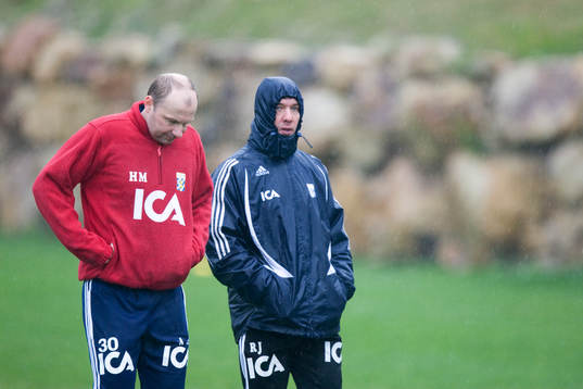 Regn och blåst, dåligt väder, det var luva på, Roger