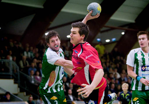 Rickard Blank, Guif slinker förbi Tobias Karlsson, Hammarby