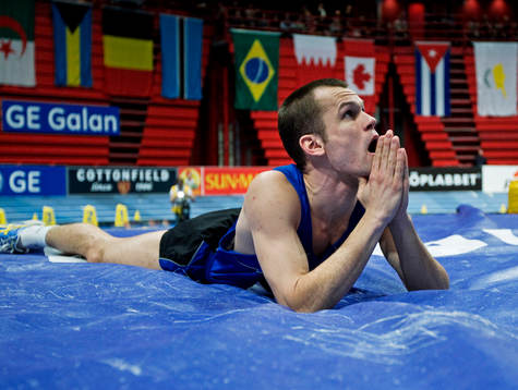 Stefan Holm i hoppmattan