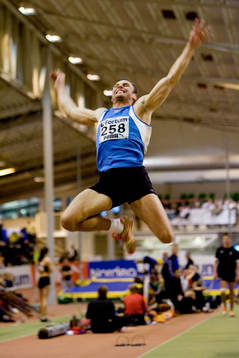 Mattias Sunneborn tar brons i längd