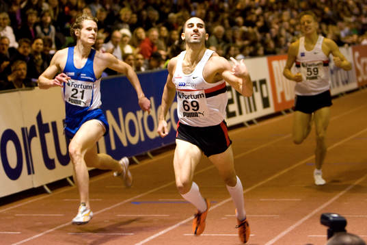 Andreas Mokdasi, Hässelby vinner 400 meter