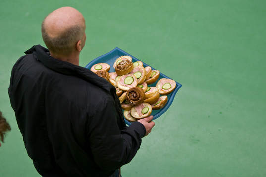 Fika, bulle, bricka, mat