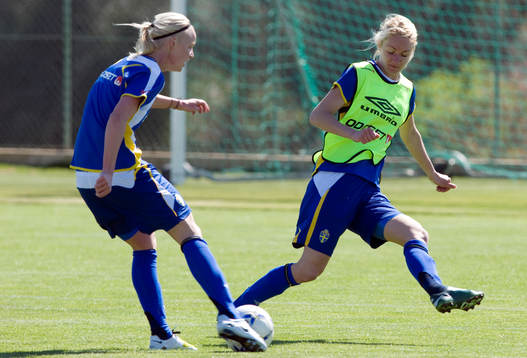 Caroline Seger och  Stina Segerström