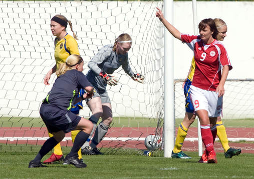 Sara Larsson, Hedvig Lindahl, målvakt, Sverige, Maiken