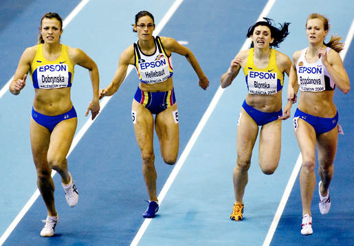 Tia Hellebaut, Belgien vinner 5-kampen