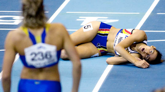 Tia Hellebaut, Belgien vinner 5-kampen