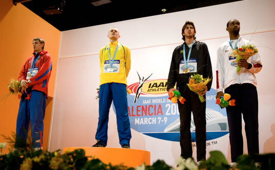 Stefan Holm på prispallen med sitt 4:e inne-VM guld