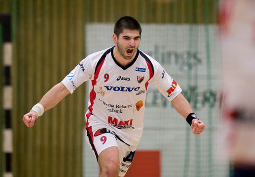 Sasa Todosijevic, Guif