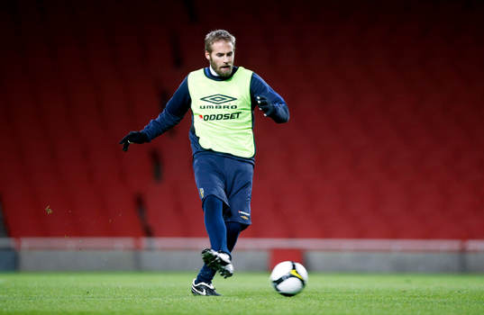 Träning på The Emirates Stadium i London
