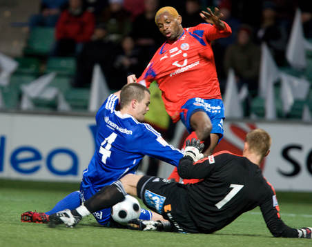 René Makondele, Helsingborg och Sverrir Gardarsson,