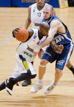 Brandon McKnight, Solna anfaller