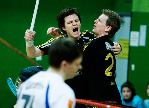 Conny Vesterlund och Niklas Jihde jubel