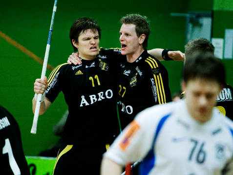 Conny Vesterlund och Niklas Jihde jubel