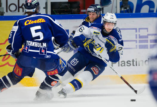 Johan Davidsson, HV71 möts av Daniel Fernholm, Linköping
