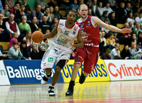 5, Sundsvall - Södertälje: Alex Wesby, Sundsvall och