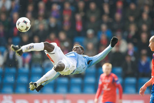 2-2 skytten Amadou Jawo brassesparkar