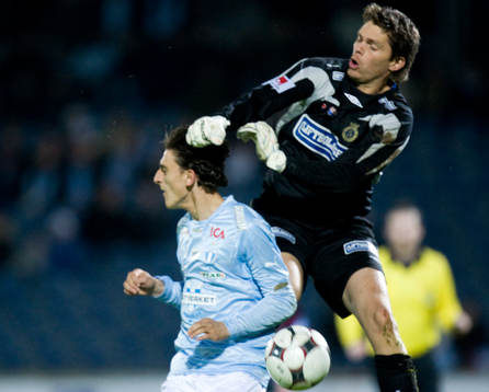 Agon Mehmeti och Mattias Hugosson, målvakt, jubel
