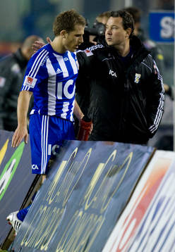 Tobias Hysén byttes ut, tröstas av Stefan Rehn