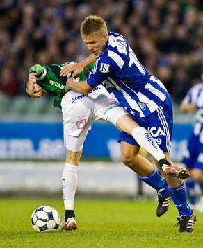 Pontus Wernbloom trycker undan Fredrik Lundgren