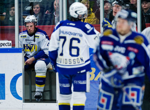 Lance Ward, HV71, sitter i utvisningsbåset